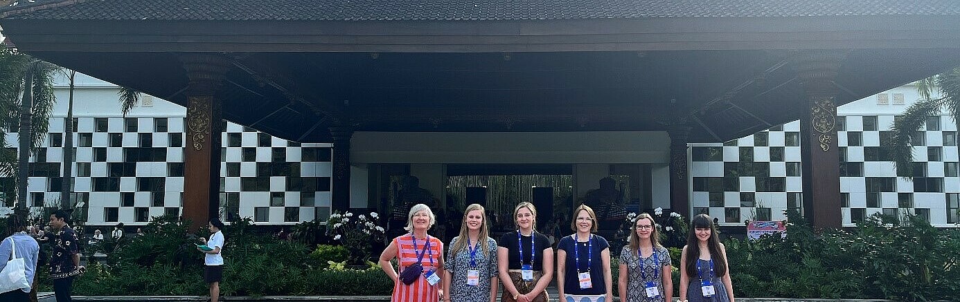 Midwifery scientists from HWG Ludwigshafen at the international midwifery congress in Bali, Indonesia
