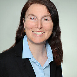 Prof. Dr. Birgit Angermayer, Dekanin Fachbereich Dienstleistungen & Consulting