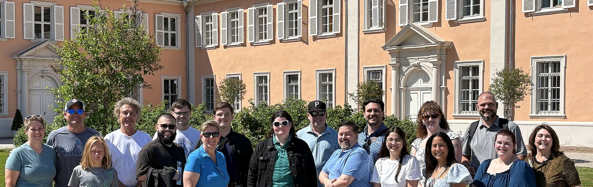 Group picture in front of Schwetzingen Palace