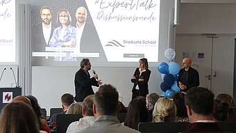 Experten-Talk an der Graduate School Rhein-Neckar mit Diskussionsteilnehmern.