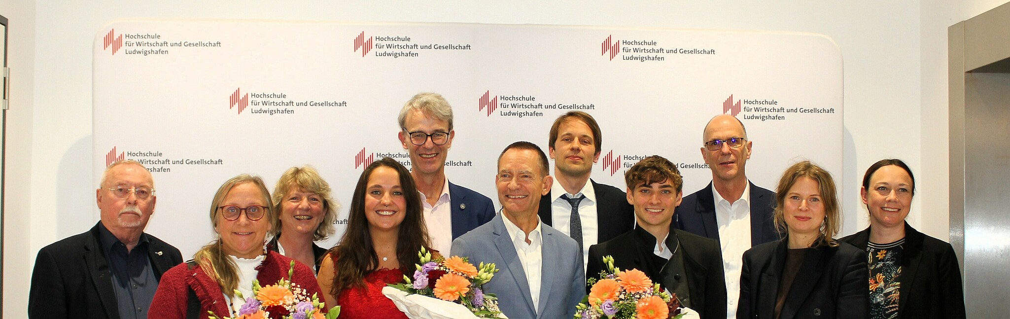 251024_FGP_Gruppenbild_alle Gruppenbild vom Friedrich-Gennheimer-Preis