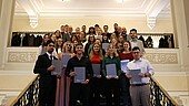 Gruppenbild von der Deutschlandstipendien-Vergabefeier im Gesellschaftshaus der BASF (Bild: HWG LU/ Zwicker)