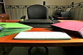 Symbol photo: Empty desk