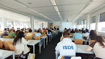 Im Vortragssaal beim Studieninfotag am Ostasieninstitut