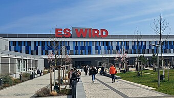 New HWG LU building in spring